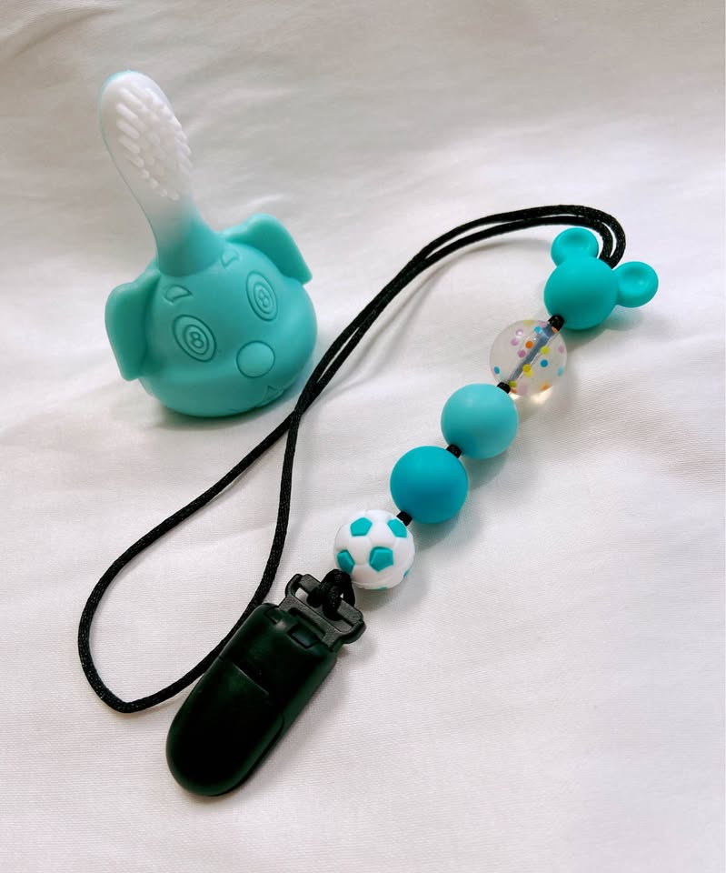 Attache-sucette personnalisée en silicone – Prénom de bébé